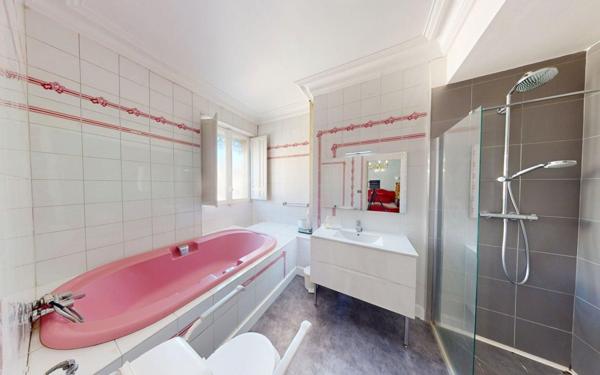 Appartement à vendre    6 pièces • 172,53 m2 Toulouse