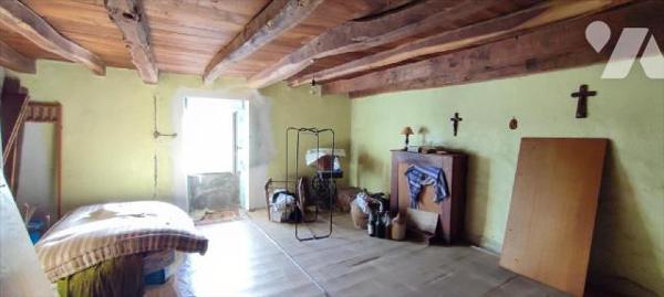 ST VINCENT SUR OUST - 143/187M - A proximité du Bourg - dans hameau, maison mitoyenne, en pierr...