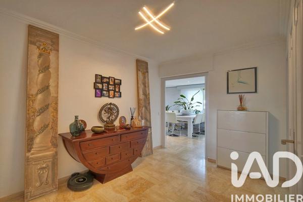 Appartement à vendre 3 pièces 69 m² Grasse