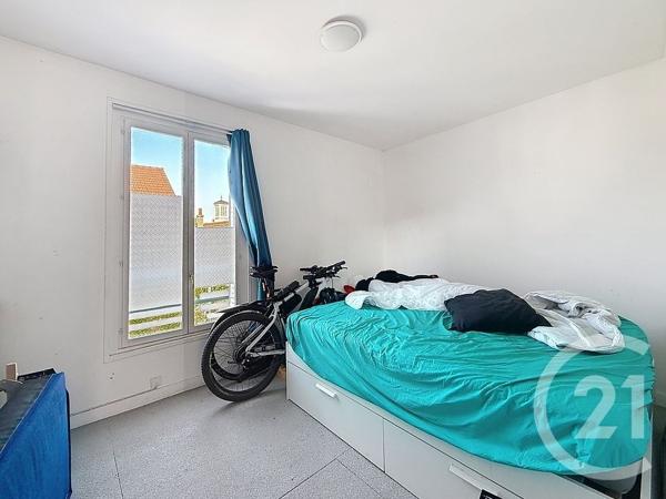 Immeuble à vendre  118 m2 VILLEMOMBLE - 93