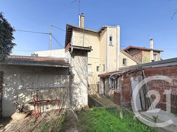 Immeuble à vendre  118 m2 VILLEMOMBLE - 93