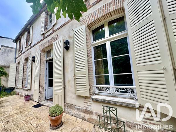 Maison à vendre 8 pièces 241 m² Sens