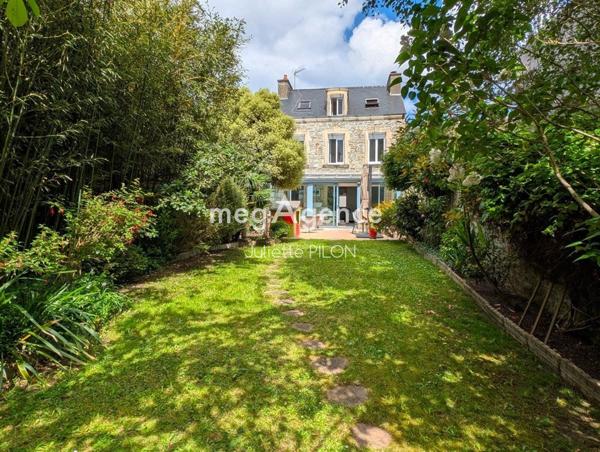 Maison à CHERBOURG-EN-COTENTIN, 50100 - 5 pièces 137m²