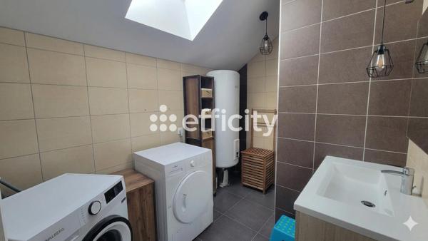 Appartement
         3 pièces
        - 69 m² Exclusivité 219 000 € *