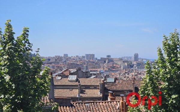Appartement à vendre    1 pièce • 24,42 m2 Marseille 6