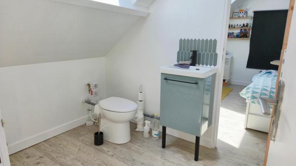 Maison individuelle familiale, sur terrain clos, sans vis à vis, 4 chambres, possibilité 5