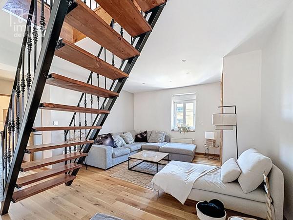 Duplex 7 pièces 160 m2 avec grande terrasse