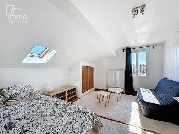 Duplex 7 pièces 160 m2 avec grande terrasse