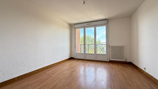 APPARTEMENT - LA ROCHE SUR YON