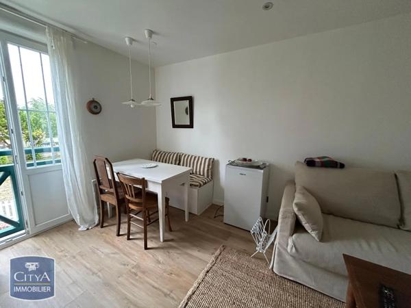 Appartement à louer 2 pièces 24.5m² Benerville-sur-Mer (14910)