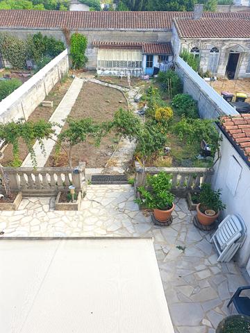 Maison à vendre 7 pièces ANGOULEME (16) Cartier L'HOUMEAU 4 chambre + garage + terrain