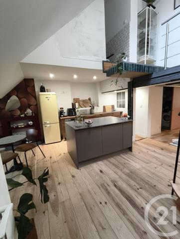 Appartement Atelier D'Artiste à vendre  2 pièces - 66,51 m2 LONS LE SAUNIER - 39