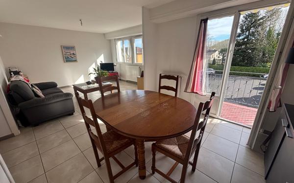 Appartement à vendre    3 pièces • 70 m2 Jurançon