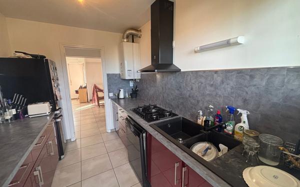 Appartement à vendre    3 pièces • 70 m2 Jurançon