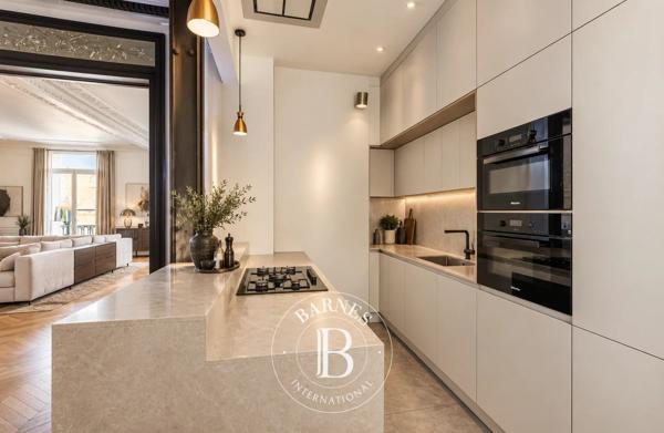 Paris 16ème, Appartement 3 Chambres -  183 m² à vendre