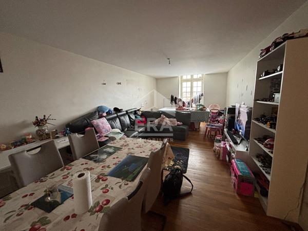 Appartement La Fere 3 pièce(s) 94 m2
