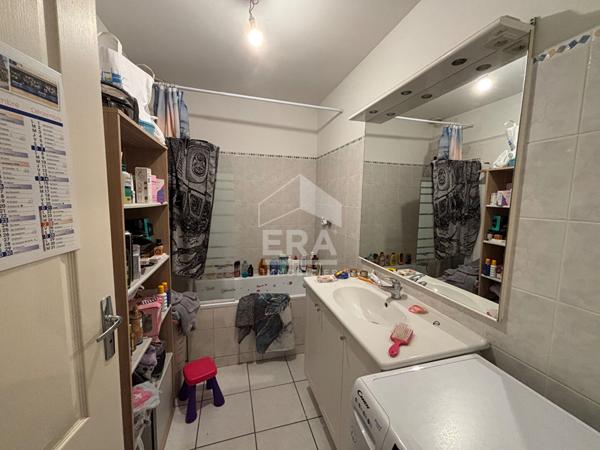 Appartement La Fere 3 pièce(s) 94 m2