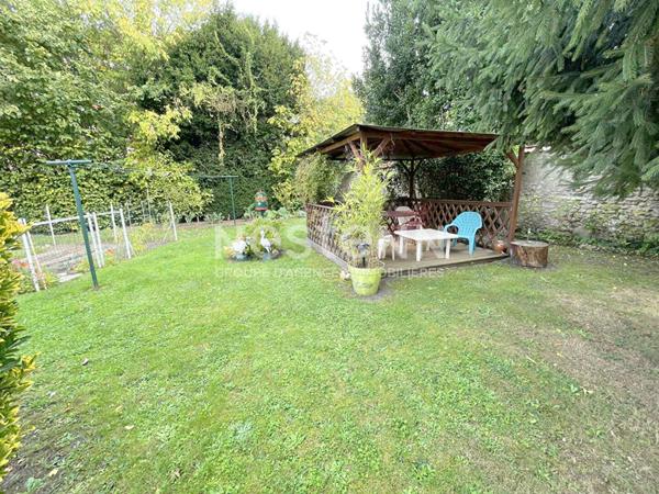 A VENDRE - Maison de PLAIN PIED 93 m² à Gisors - 3 chambres - 708 m² de terrain