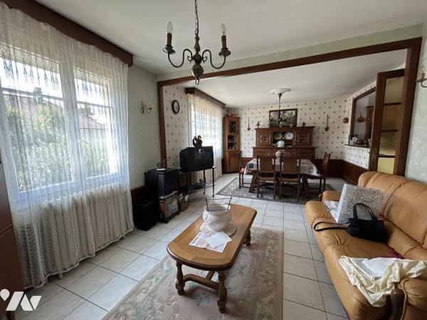 A VENDRE - PAVILLON - LAVAL 