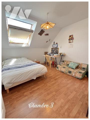 Maison traditionnelle d'habitation en parfait état
