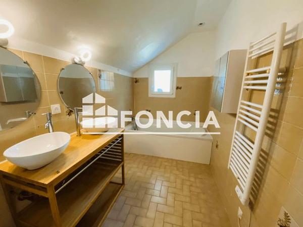 Location Maison 5 pièces 111.85 m² - 405 CHEMIN DU TOVAY Vallieres-sur-fier 74150