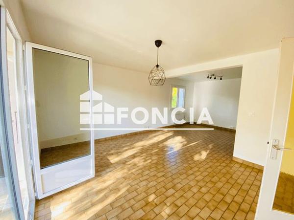 Location Maison 5 pièces 111.85 m² - 405 CHEMIN DU TOVAY Vallieres-sur-fier 74150