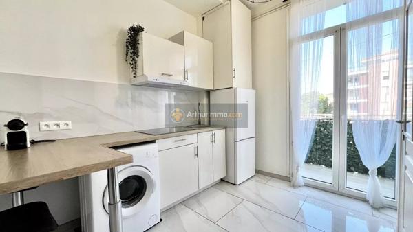 Vente                                                      Appartement
                        
                     1 pièces                      20 m2                     à Saint-Raphaël