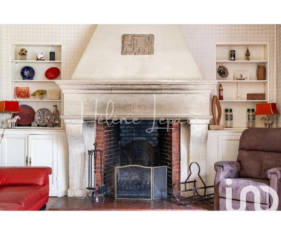 Demeure 10 pièces de 240 m² à Sannois (95110)