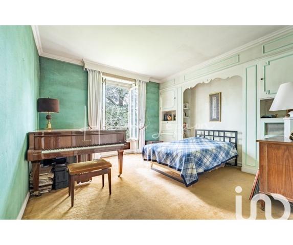 Demeure 10 pièces de 240 m² à Sannois (95110)