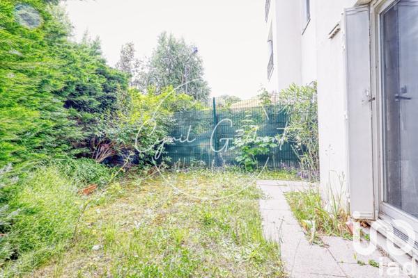 Appartement 3 pièces de 77 m² à Créteil (94000)