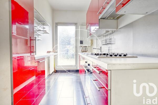 Appartement 3 pièces de 77 m² à Créteil (94000)