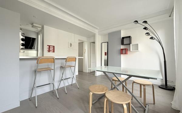 Appartement à vendre    3 pièces • 47,35 m2 Vanves