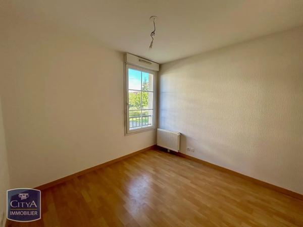 Appartement à louer 4 pièces 85.72m² Dijon (21000)