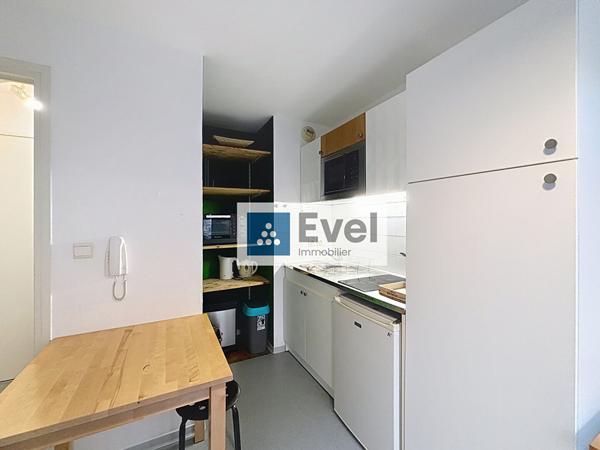 Studio meublé 24 m²  "Rive Etoile"  Strasbourg