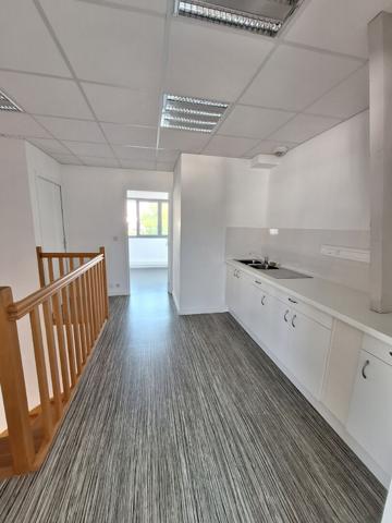 SAINT MALO PARAME  BUREAU A LOUER