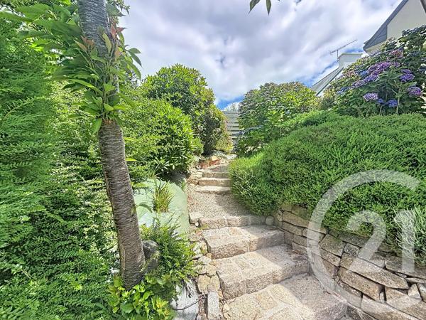 Maison à vendre  5 pièces - 125,27 m 2   LANNION  - 22