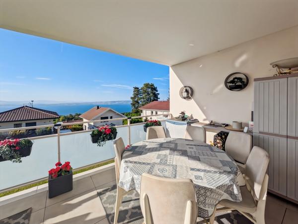 À vendre appartement 4 pièces EVIAN LES BAINS (74) - Magnifique T4 récent avec vue panoramique sur le lac Léman