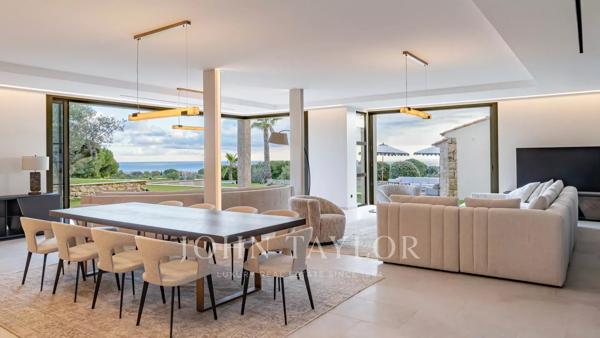 Villa contemporaine avec vue mer panoramique à 180°