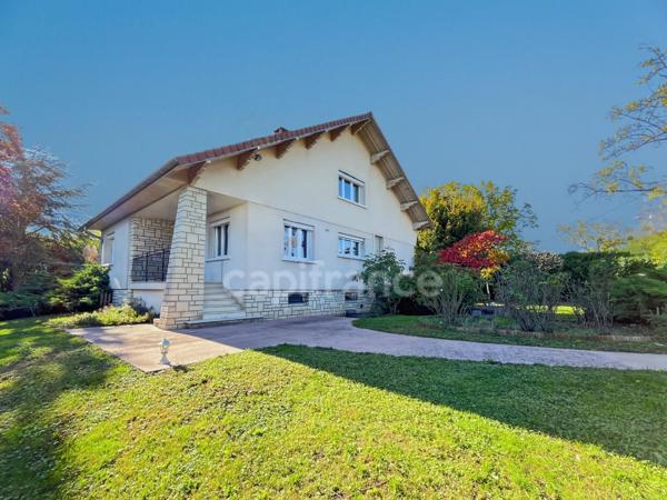 Maison 7 pièces à deux pas de Dijon !!!