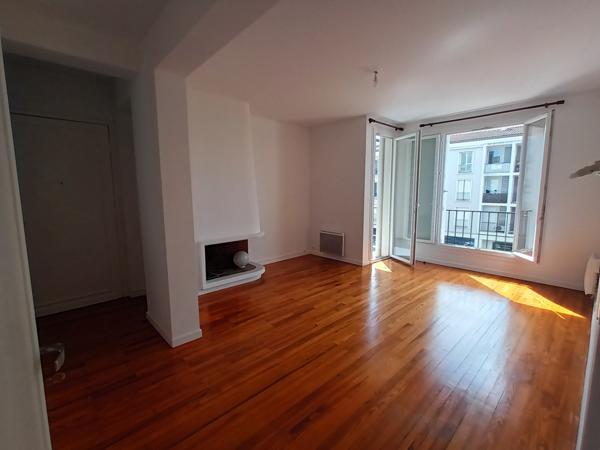 Appartement  4 pièce(s)  3 chambre(s)  80 m²