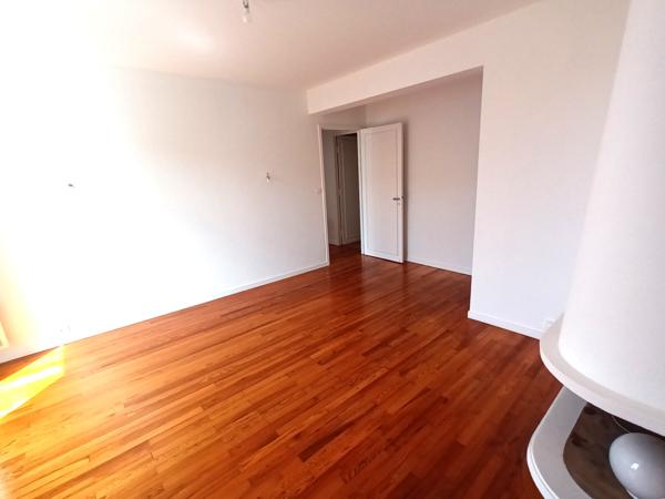 Appartement  4 pièce(s)  3 chambre(s)  80 m²