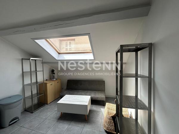 Studio meublé au 2ème étage dans le Centre de Craponne-sur-Arzon