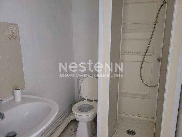 Studio meublé au 2ème étage dans le Centre de Craponne-sur-Arzon