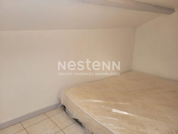 Studio meublé au 2ème étage dans le Centre de Craponne-sur-Arzon