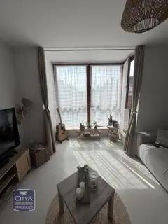 Appartement à louer 2 pièces 46.8m² Calais (62100)