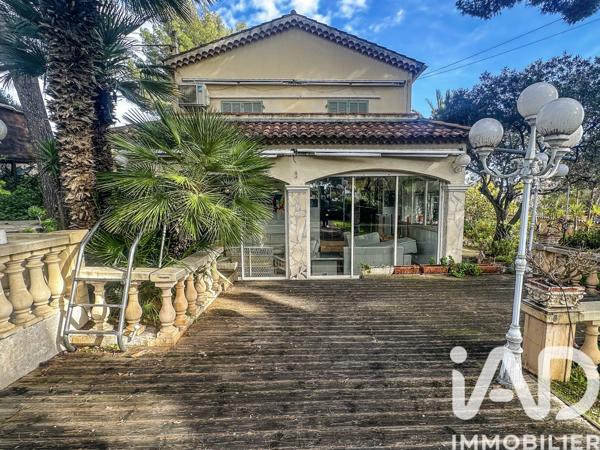 Maison à vendre 11 pièces 310 m² Bandol