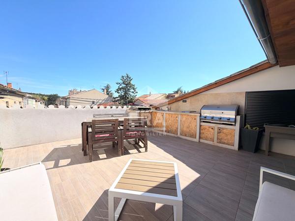 A VENDRE EN EXCLUSIVITE 84120 PERTUIS MAISON DE VILLE TYPE 5 PIECES D'ENVIRON 150M² AVEC TERRASSE ET GARAGE