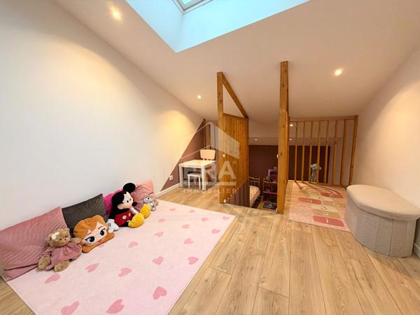 A VENDRE EN EXCLUSIVITE 84120 PERTUIS MAISON DE VILLE TYPE 5 PIECES D'ENVIRON 150M² AVEC TERRASSE ET GARAGE