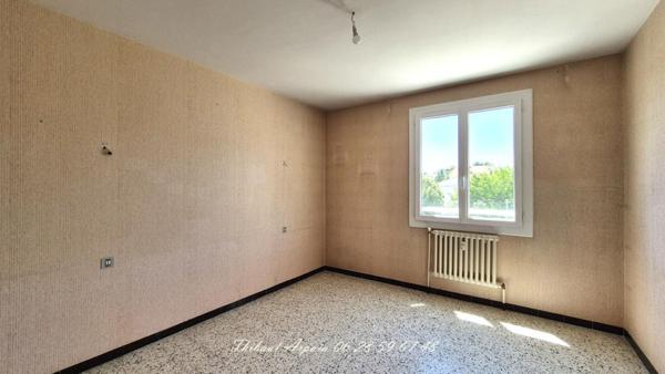 Appartement 4 pièce(s) de 95 m² habitables ? balcons, garage, cave et parking