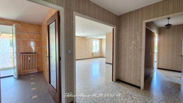 Appartement 4 pièce(s) de 95 m² habitables ? balcons, garage, cave et parking